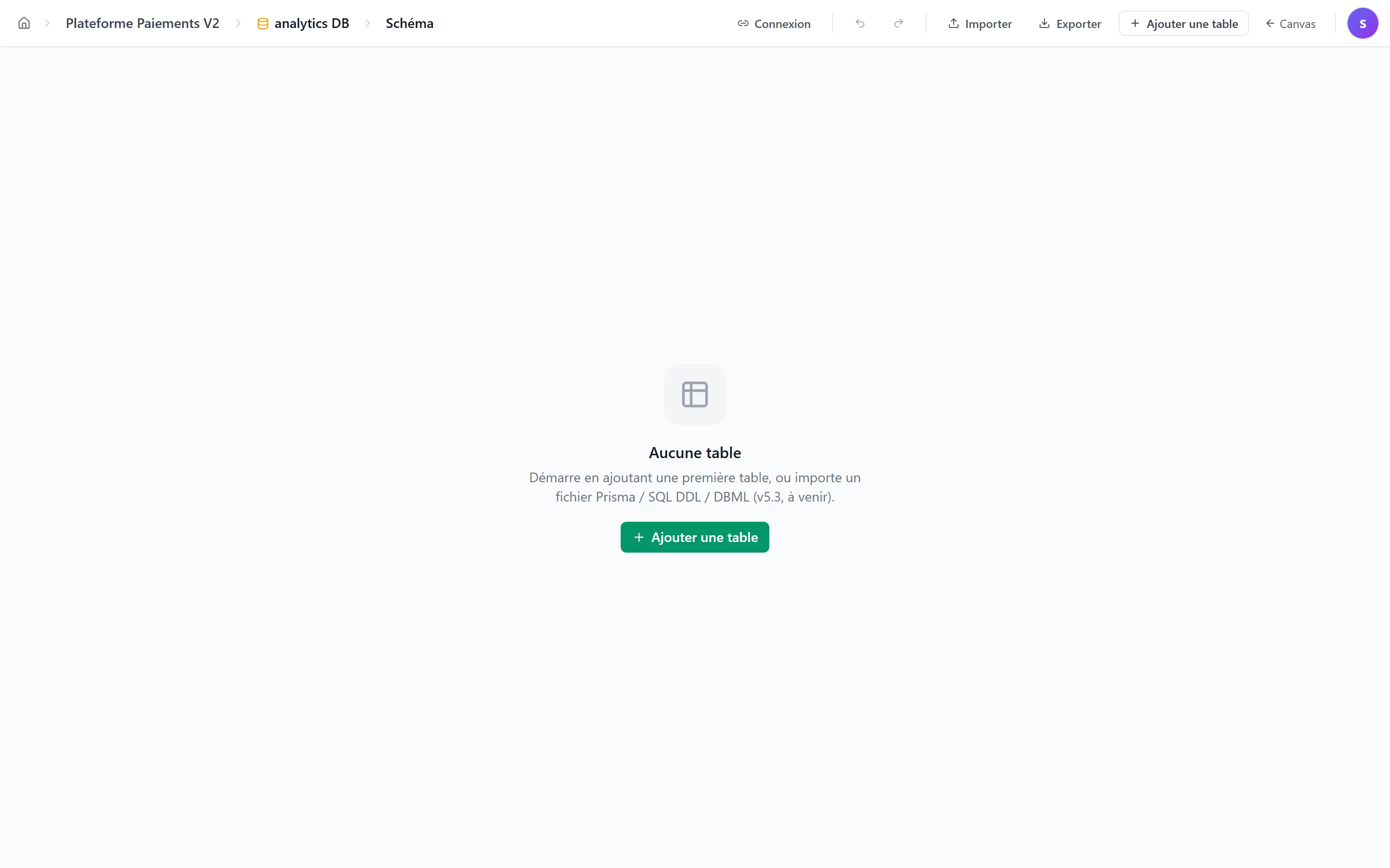 État vide du schéma BDD (analytics DB de Sara, sans tables) — message d'invitation au centre + bouton « + Ajouter une table » pour démarrer la modélisation